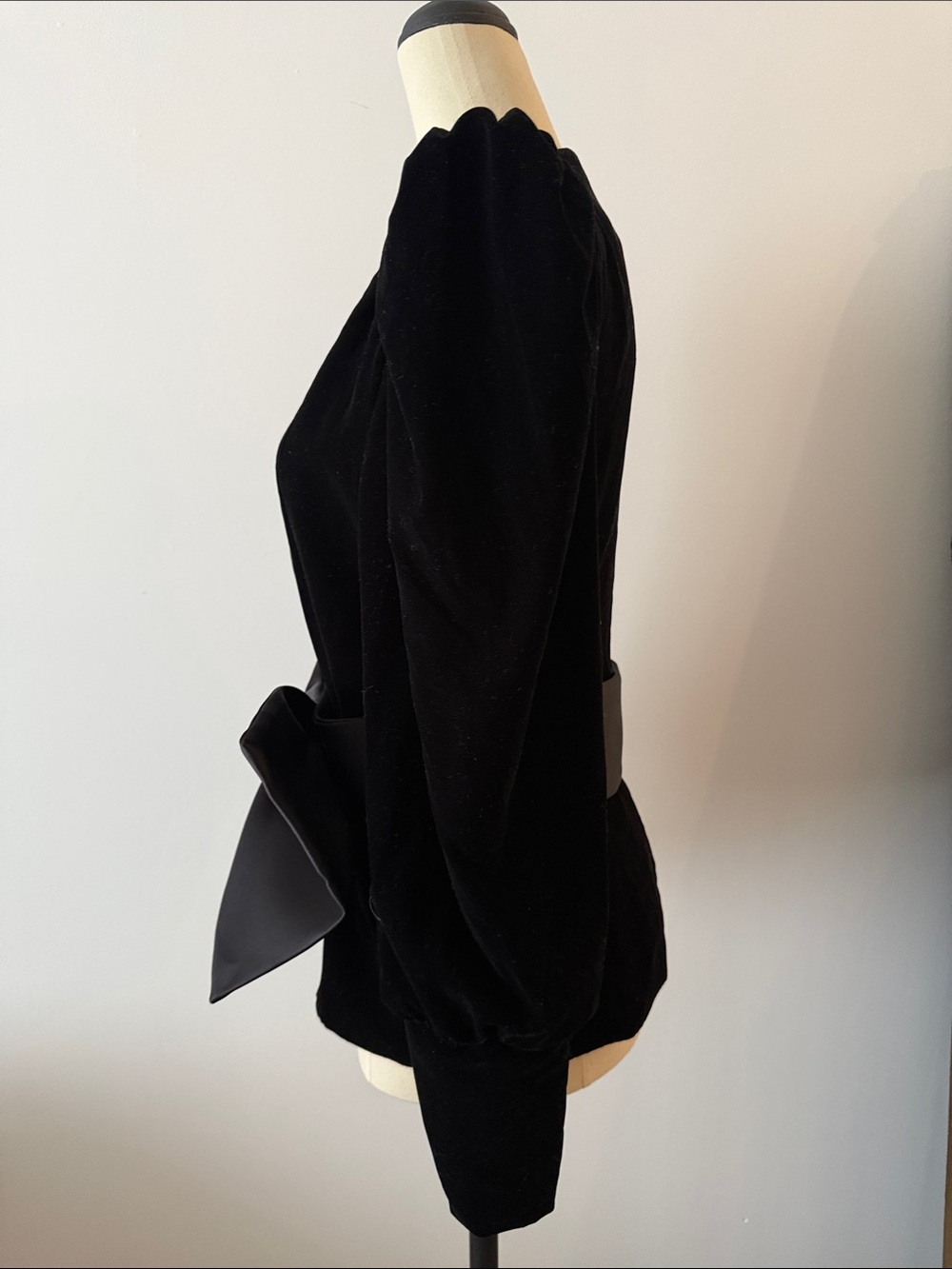 Zara Velvet Puff-Sleeve Wrap Top with Satin Bow - Picture 3 of 8